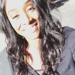 Meet your Posher, Dene’